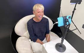 Her various shows have been broadcast in portuguese, english, and spanish worldwide. Evaristo Costa Entrevista Xuxa Na Cnn Brasil Nao Me Aceitavam Como Brasileira Audiencia Carioca