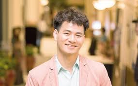 Xuân bắc xác nhận việc đã rút hồ sơ đồng thời khẳng định bản thân sẽ tiếp tục làm những tác phẩm nghệ thuật bằng sức lực của mình, đóng góp cho đời những tiếng cười đẹp. Bbfivxtdfxbnvm
