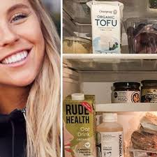 The surprising foods fitness influencers eat to stay lean