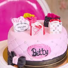 Gateau Shopping Fashion Mode Luxe Luxury Gateaux Personnalises Gateau D Anniversaire Paris Gourmandise Gateau Personnalise Gateau Anniversaire Gateau