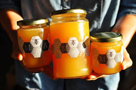 Raw honey is honey in its natural state, meaning it has not been processed i.e. Raw Honey Vs Organic Honey Wtf Is The Difference