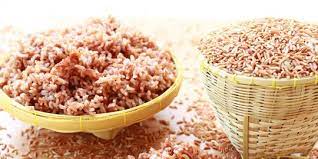 Ketika memasak beras merah, perbandingan air lebih banyak dibanding jumlah beras merah. 5 Cara Memasak Beras Merah Agar Pulen Dan Enak Di Lidah Merdeka Com