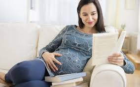 The 8 Best Pregnancy Books Of 2020