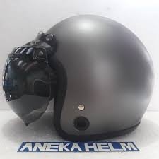 Pilihan warna ada warna kuning, hitam doff glossy. Jual Helm Retro Anak Karakter Kaca Bogo Import Datar Cek Harga Di Pricearea Com