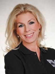 Porcelain Crown in Ballybough, Dublin • Check Prices & Reviews