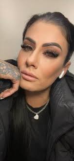 Messages from childhood friends bring comfort in grief