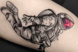 Significados De Tatuajes Para Mujeres Y Hombres Populares Si tú eres una de ellas te voy a enseñar los que son mas usados para tener ejemplos e ideas de lo que puedes hacerte. significados de tatuajes para mujeres y