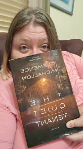 New week, new start ☀️ What are you reading today?