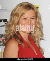 Kim Poirier's Instagram, Twitter & Facebook