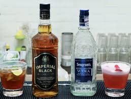 Aroma Berkelas Imperial Black Whisky Dan Seagram S Extra Smooth Vodka
