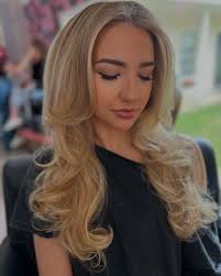 hair & makeup: @ashleyywilkersonn model: @allybatenhorst photography:  @nikkiguestphotography