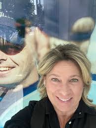 Jennifer Kimmel's Instagram, Twitter & Facebook