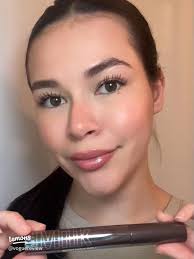 極細スキニーマスカラで繊細ロングまつげを実現！MILK TOUCHのレビュー