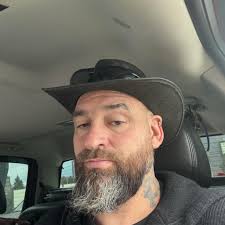 Seeking female friends in Powell River