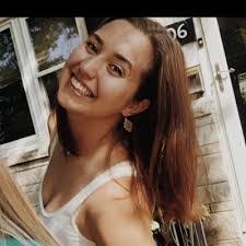 Kelsey Calhoun's Instagram, Twitter & Facebook