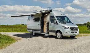 Maybe you would like to learn more about one of these? Deze Mercedes Benz Sprinter Is Omgebouwd Tot Luxe Alphavan Camper