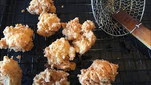Drop spoonfuls of the batter carefully into the hot oil and deep fry the hush puppies until golden brown. Keto Hush Puppies 0 5g Nc Each Cheese Biscuit Dough Makes 8 Almond Flour Gluten Free Youtube