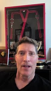 Sean Constantine's Instagram, Twitter & Facebook