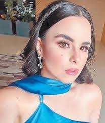 Estefany Salgado's Instagram, Twitter & Facebook