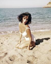 Explore elizabeth taylor's style evolution over the years in pictures. Rare Photos Of Elizabeth Taylor Candid Style Images Of Liz Taylor