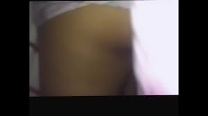 بنت مصريه تعرض - XNXX.COM