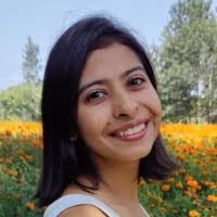 2300+ perfiles de «Aksha»