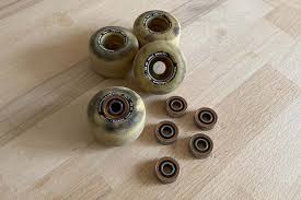 You will put one bearing on the axle. Everything About Skateboard Bearings Wiki Skatedeluxe Blog