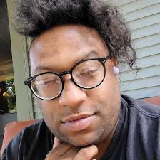 Bret Hart has acknowledged to the Tribal Chief.