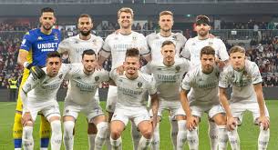 Leeds & son fine jewelers on el paseo offers the largest selection of fine jewelry and swiss watches in the greater palm springs area. Draft Premier League 20 21 Leeds Team Preview Fantraxhq