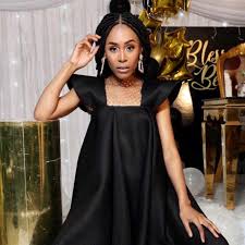 POWER 98.7 trên X: "[TRÊN SÓNG]: Pinky Shange tham gia cùng @MararaMoabelo khi chúng tôi thảo luận về các mẹo và hướng dẫn về cách làm hài lòng đàn ông của bạn #powerup https://t.co/e0LlmnO93a" / X