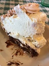 Meanwhile, mix chocolate pudding, unsweetened cocoa powder, and milk in a big mixing bowl. Sugar Free Chocolate Banana Cream Pie Picture Of Pine Country Restaurant Williams Tripadvisor