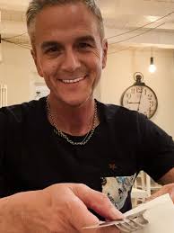 Anche quest'anno un cast d'eccezione a Castelraimondo, per la 10^ edizione  del “Premio Gianni Ravera Una canzone è per sempre”. Per me che l'ho ideato  e fortemente voluto, è un traguardo davvero