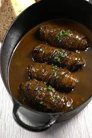 rinderrouladen klassisch mit speck und gurke so nach gefuhl rezepte kochen und backen rezepte rindsrouladen rezept