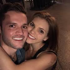 Sydney Crawford (@sydneycrawford2)