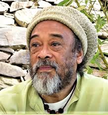 When we believe that our heart closes We try to find a way to open it. And  we can't find it cause such a thing Doesn't exist. Since our heart has no