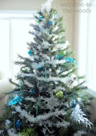 We offers green xmas tree decorations products. Xmas Tree