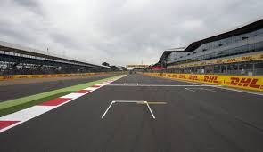 Beim großen preis von japan in suzuka gelang sebastian vettel ein ungefährdeter sieg. Formel 1 Warum Finden Zwei Gps In Silverstone Statt
