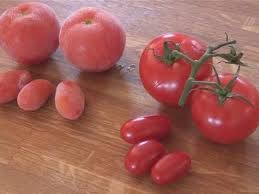 Any way you want to freeze tomatoes, you'll need to start by giving them a good wash. How To Freeze Your Tomatoes Youtube