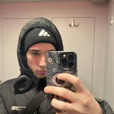 Stream atoomqq music