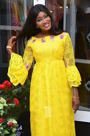 Voir plus d'idées sur le thème robe africaine dentelle, robe africaine, mode africaine. 160 Idees De Robe Africaine En Dentelle Robe Africaine En Dentelle Robe Africaine Mode Africaine Robe
