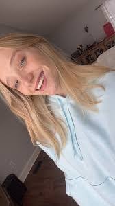 Ariel Shivers's Instagram, Twitter & Facebook