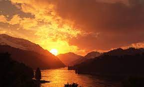 Beautiful british columbia in pictures! This Looks So Peaceful I Could Fall Asleep Looking At It Lake Sunset Sunset Sunset Background