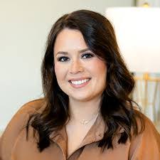 Karissa Moore's Instagram, Twitter & Facebook