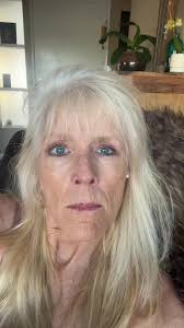 #stitch with @Tom Corson-Knowles #peoplepleasing #selfabandonning  #drheatherbrowne #healing #selflove