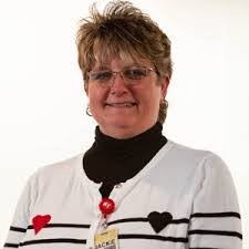 Lindsay Mcnulty's Instagram, Twitter & Facebook