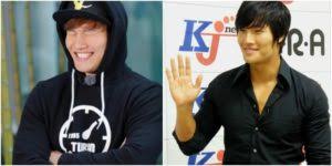 After the group disbanded a few years later, he became a solo singer in 2001, mostly concentrating on ballads. Jong Kook Age