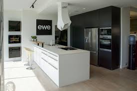 Neueroffnung Ewe Flagship Partner Store Mobel Derler In 2020 Kuche Kaufen Kuche Planen Ewe Kuchen