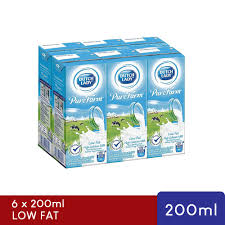 Alaa ok aku janji aku belikan kau dutch lady k? rayunya sekali lagi. Harga Susu Dutch Lady Kotak Kecil