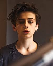 Eva Field (eva_field)