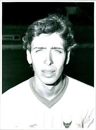 Amazon.com: Vintage photo of Portrait of Steve Biggins, Oxford United FC :  居家與廚房